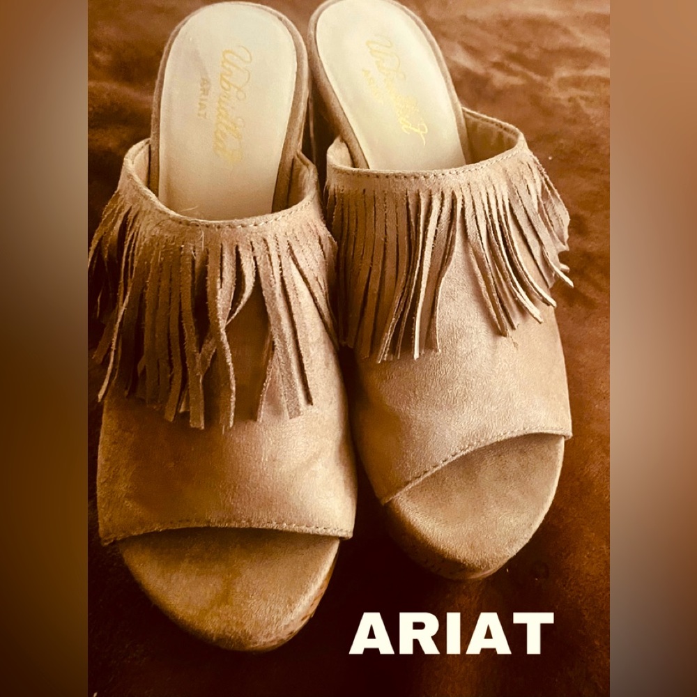 Ariat Unbridled Suede Wedges